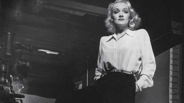 Look Marlene Dietrich!